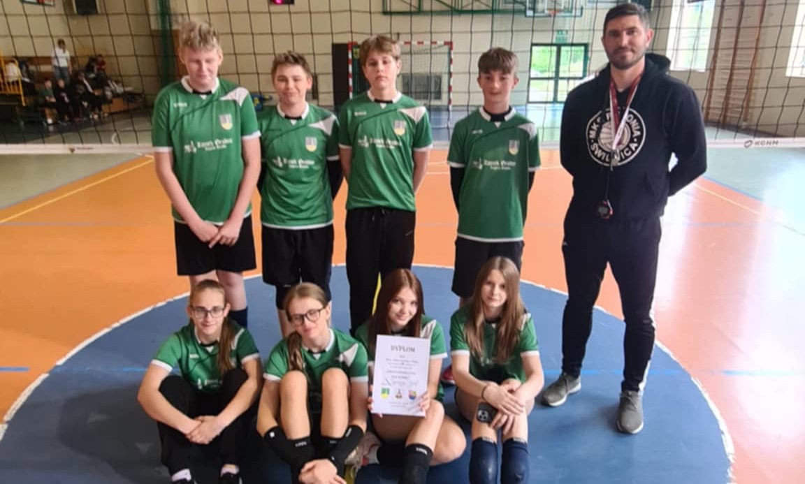 Zmiksowana liga siatkówki 2025